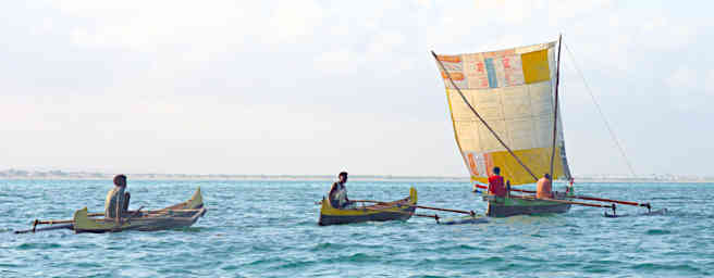 Anakao Outrigger Towing