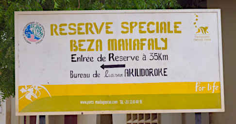 Beza-Mahafaly Turn Off Sign