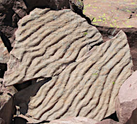 Wavy rocks, Upper Foolhen Lake