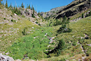 Trail to Foolhen Lakes